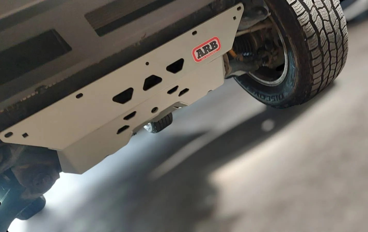 ARB 車底下護板（Bash Plate）｜Ford Ranger・Toyota Hilux 適用