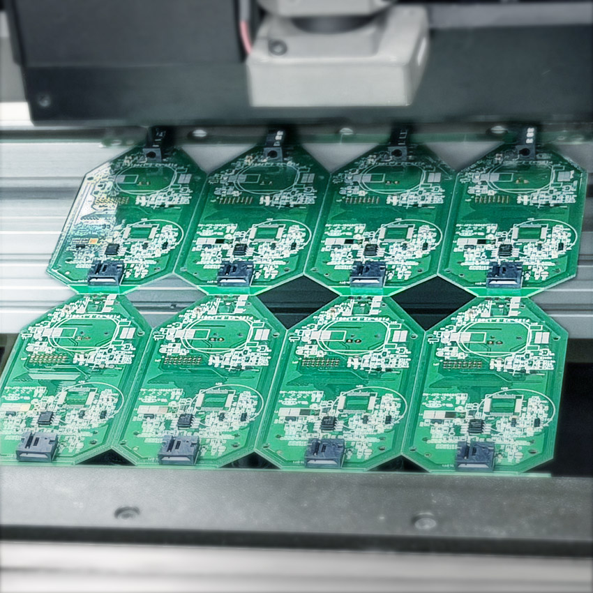 核心 PCBA 硬體自動化生產
